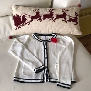 Girls sweater